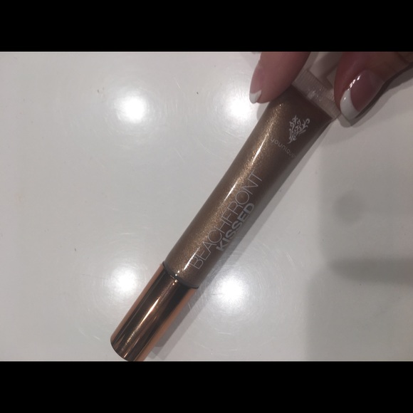 Younique Beachfront Collection Liquid Eyeshadow - Picture 4 of 4